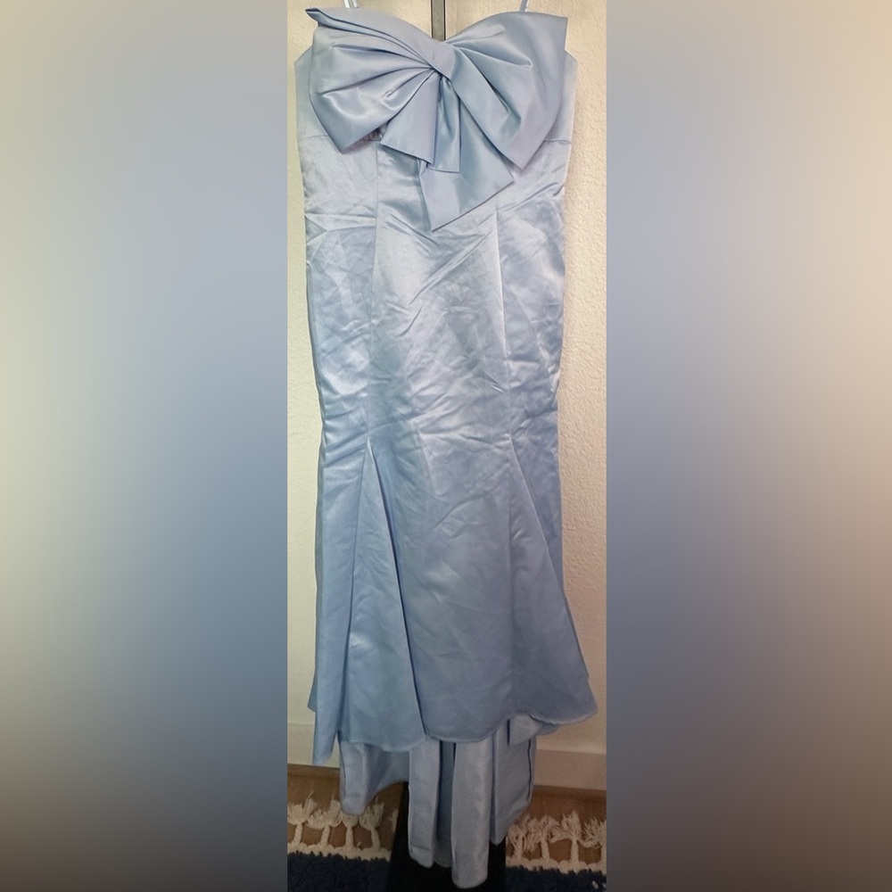 Mac Duggal || Sublime Bow Knot Trumpet Dress - Picture 3 of 4